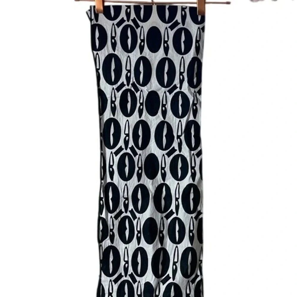 Black White Abstract Print Ankra‎ Head Wrap fabric